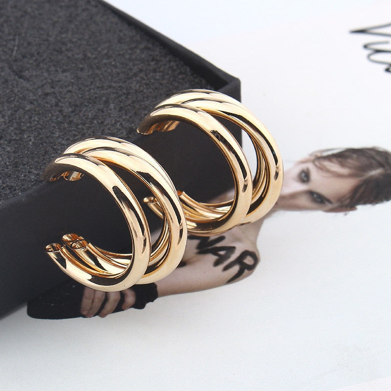 Trendy Fashion Metal Elegant Hoop Earring Woman 2019 New Vintage Gold Color Cheap korean Statement Earrings Accessories brincos